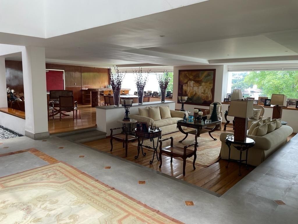 VENTA CASA EN PRIVADA LOMAS DE CHAPULTEPEC