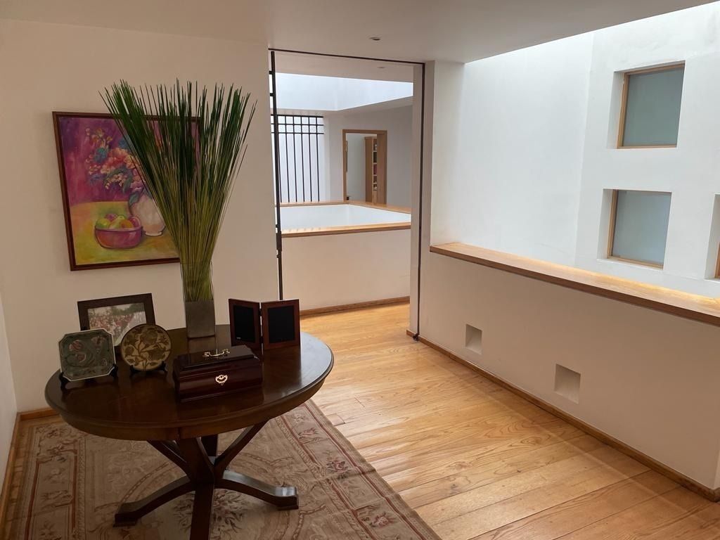 VENTA CASA EN PRIVADA LOMAS DE CHAPULTEPEC