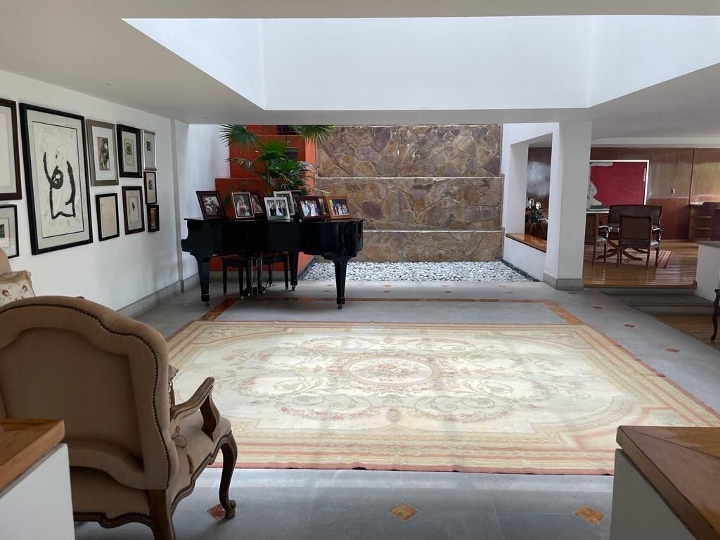 VENTA CASA EN PRIVADA LOMAS DE CHAPULTEPEC