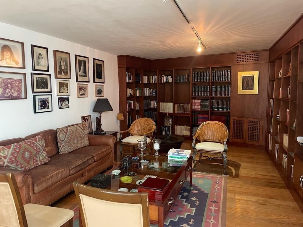 VENTA CASA EN PRIVADA LOMAS DE CHAPULTEPEC