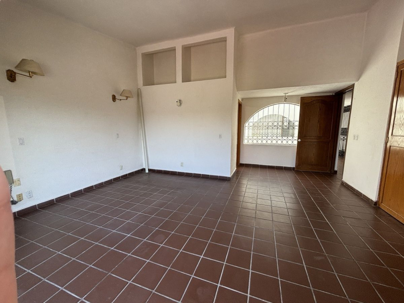 CASA En Venta En Lomas De Bezares