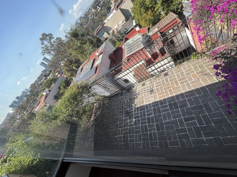 CASA En Venta En Lomas De Bezares