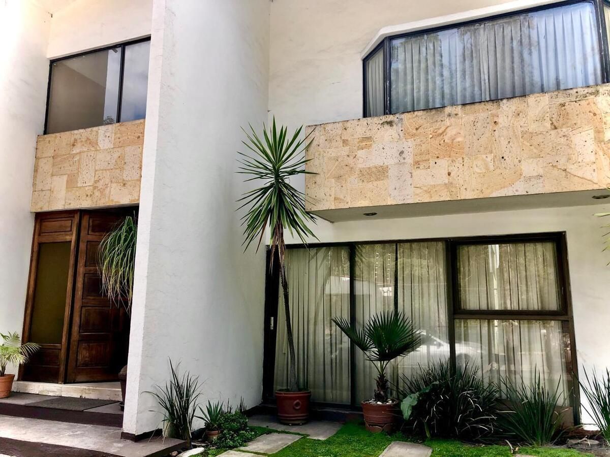 CASA VENTA BOSQUES DE LAS LOMAS