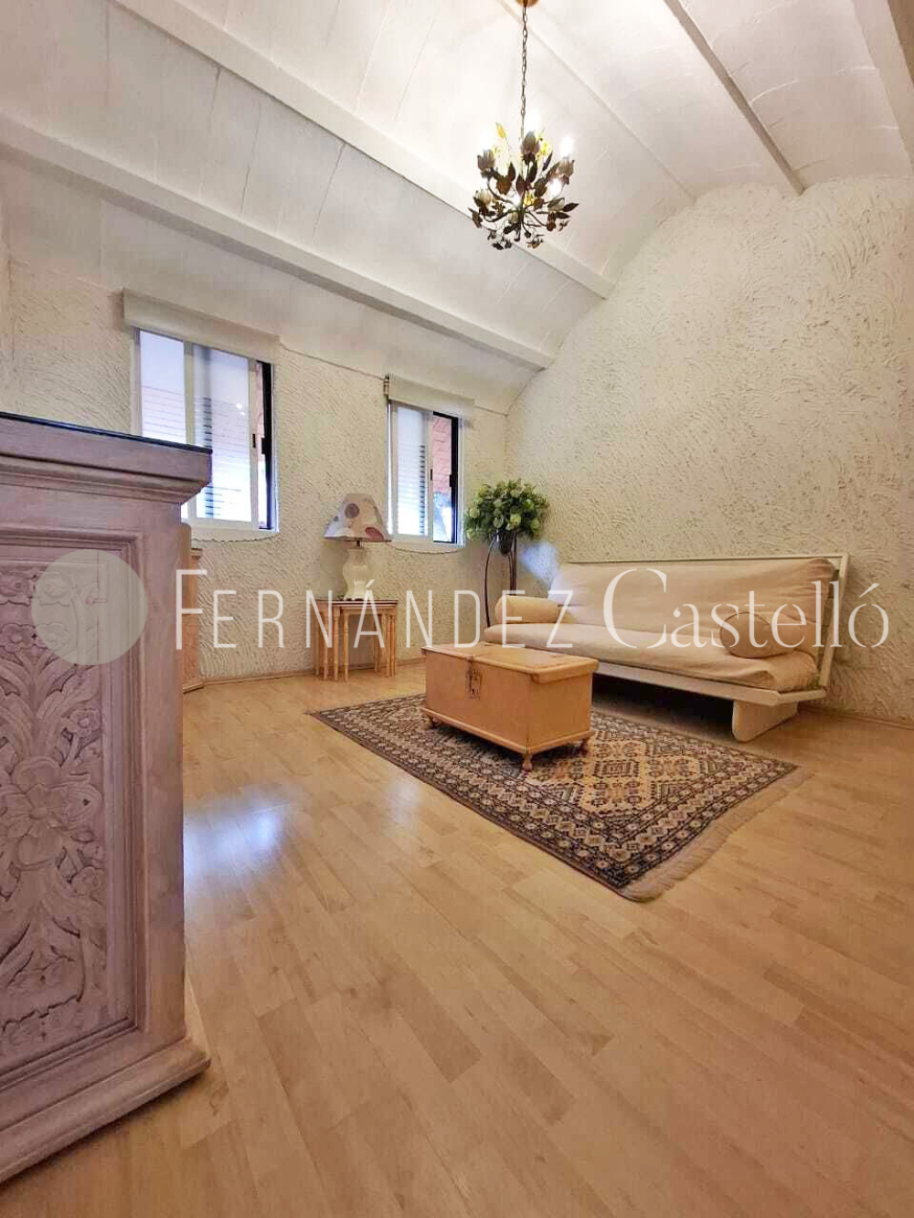 Renta Casa Altavista Álvaro Obregón SEMI AMUEBLADA Con TERRAZA  