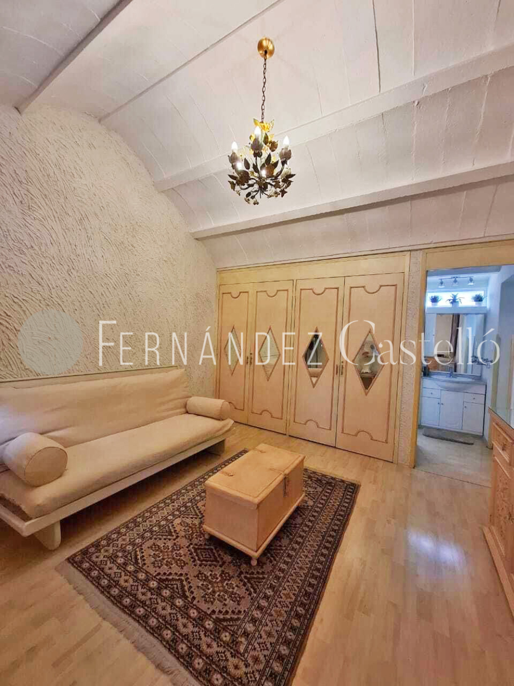 Renta Casa Altavista Álvaro Obregón SEMI AMUEBLADA Con TERRAZA  