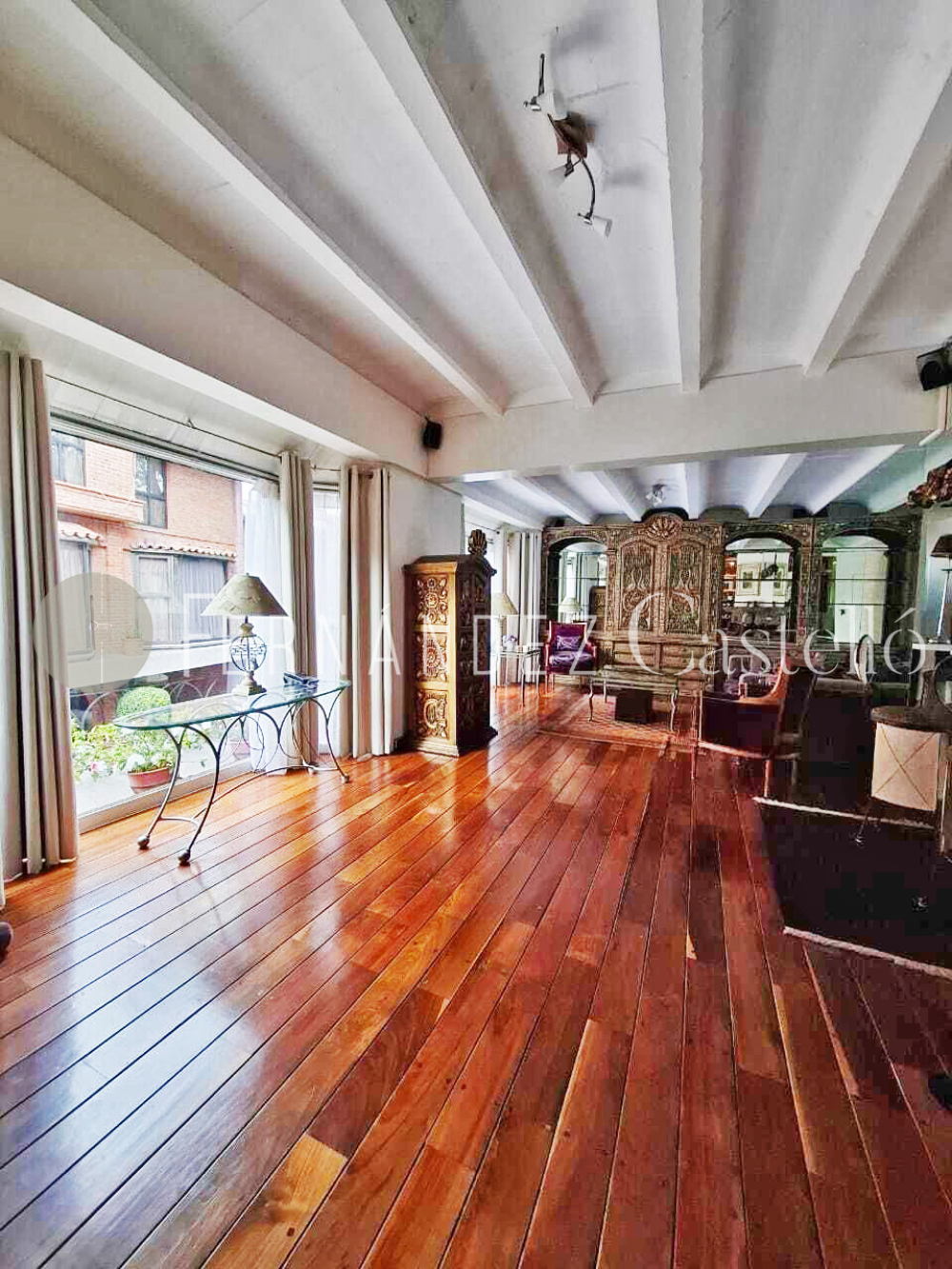 Renta Casa Altavista Álvaro Obregón SEMI AMUEBLADA Con TERRAZA  