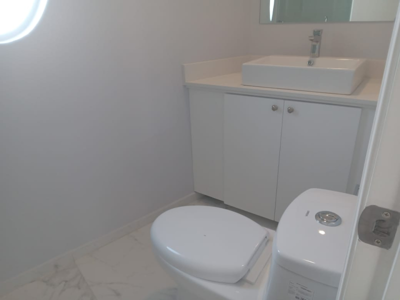 Departamento En Venta  En Privada Con 3 Balcones  En Lomas De Las Palmas