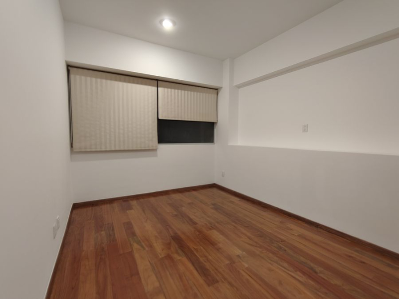 Venta Departamento en Grand Tower del Valle, piso 9