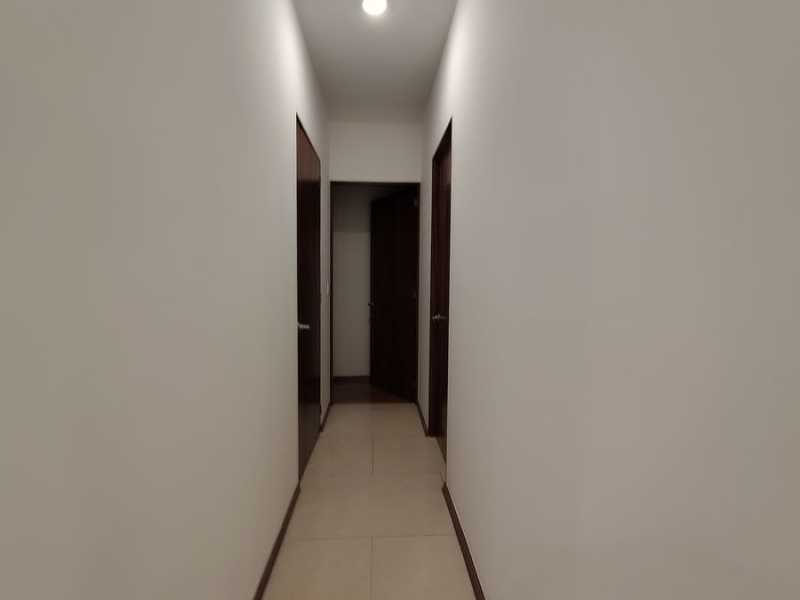 Venta Departamento en Grand Tower del Valle, piso 9