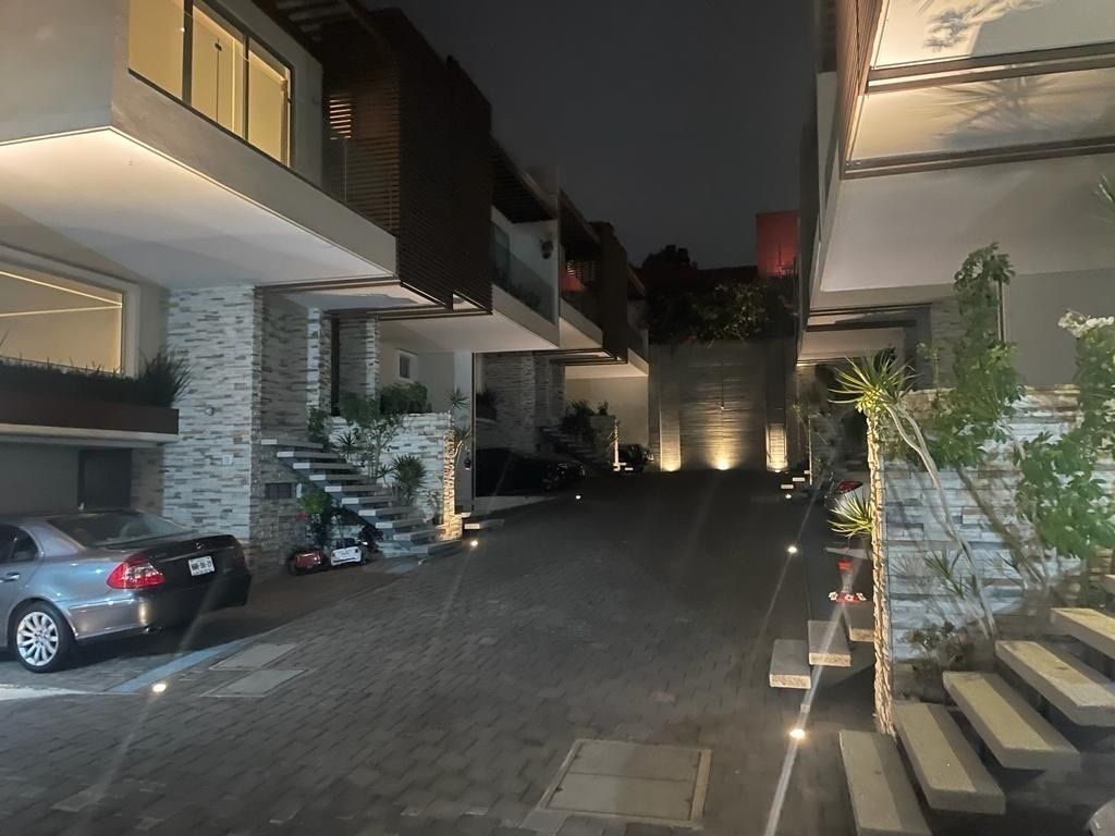 VENTA CASA EN CONDOMINIO CONTADERO