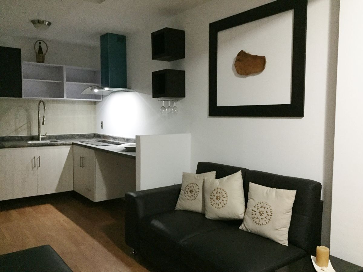 VENTA CASA EN INTERLOMAS