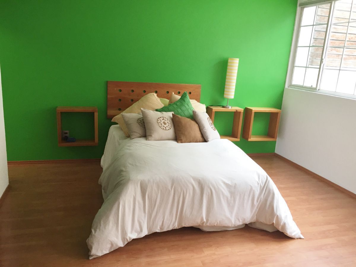 VENTA CASA EN INTERLOMAS