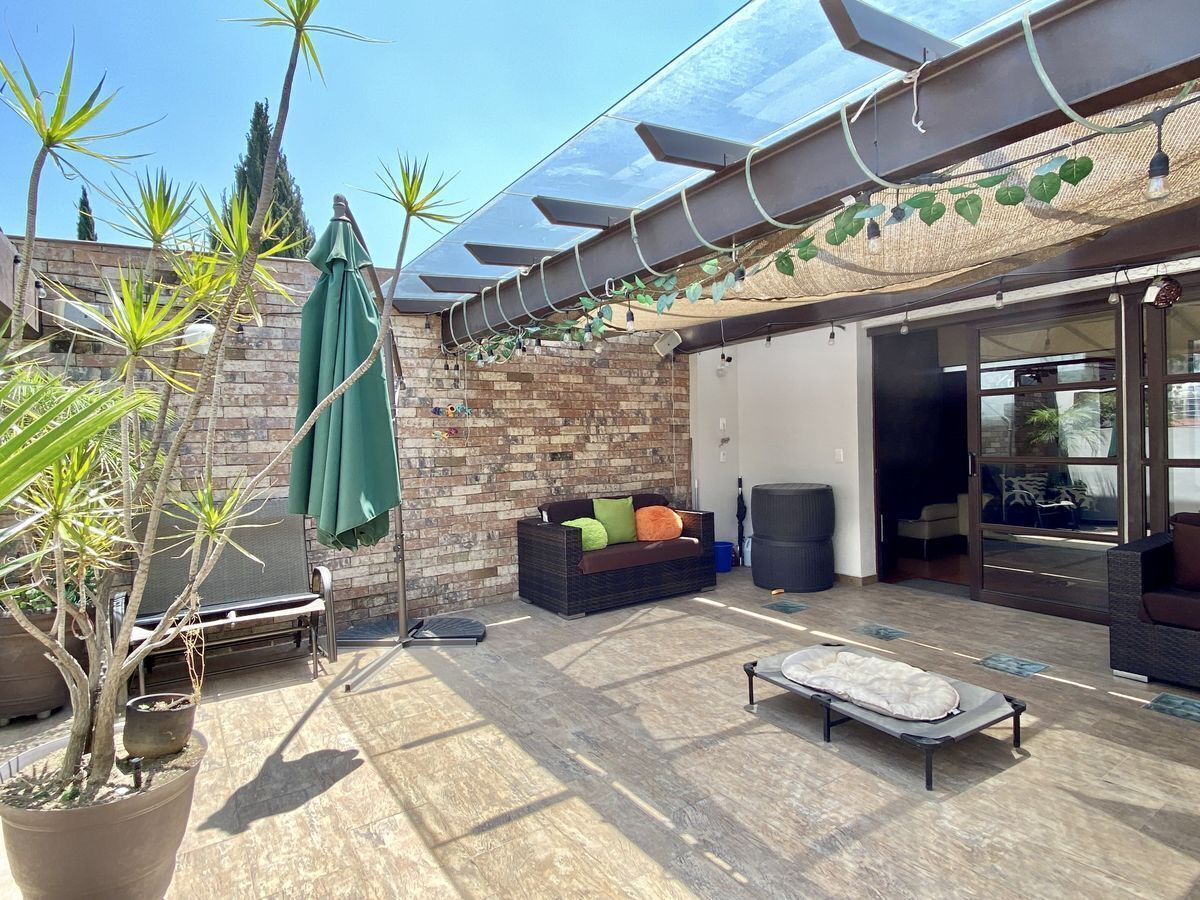 Casa en Venta en Privada de los Laureles, Lomas del Sol