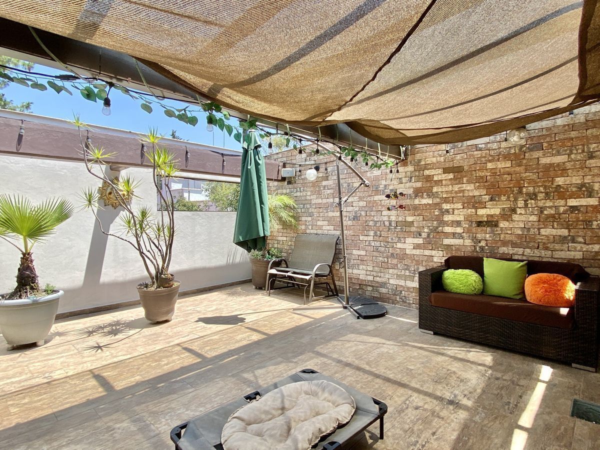 Casa en Venta en Privada de los Laureles, Lomas del Sol