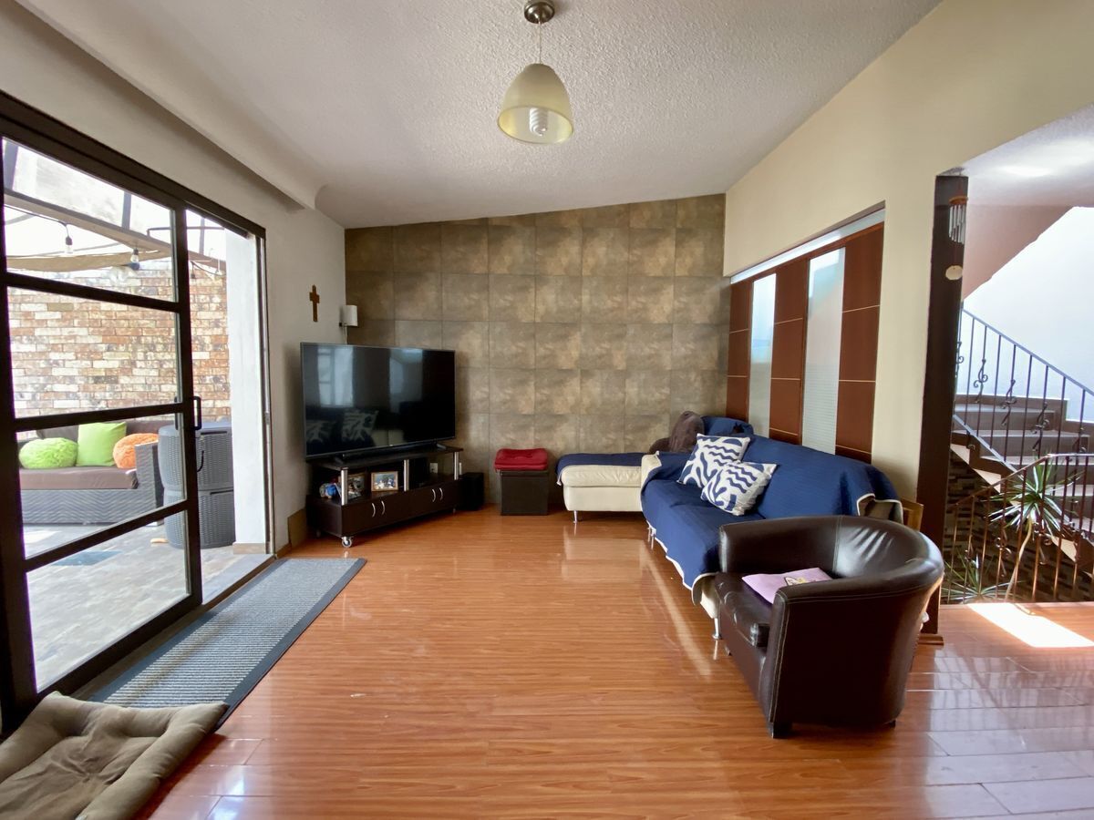 Casa en Venta en Privada de los Laureles, Lomas del Sol