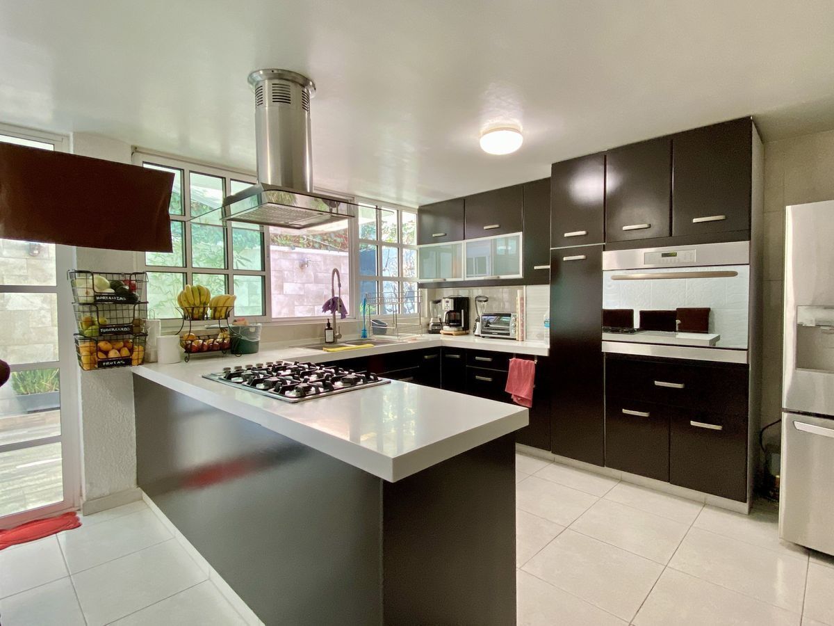 Casa en Venta en Privada de los Laureles, Lomas del Sol
