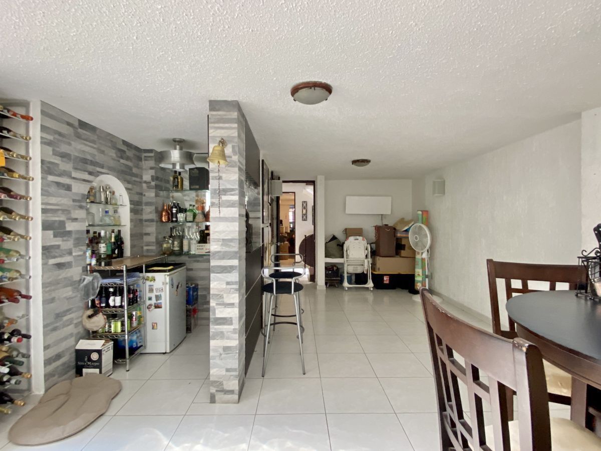 Casa en Venta en Privada de los Laureles, Lomas del Sol