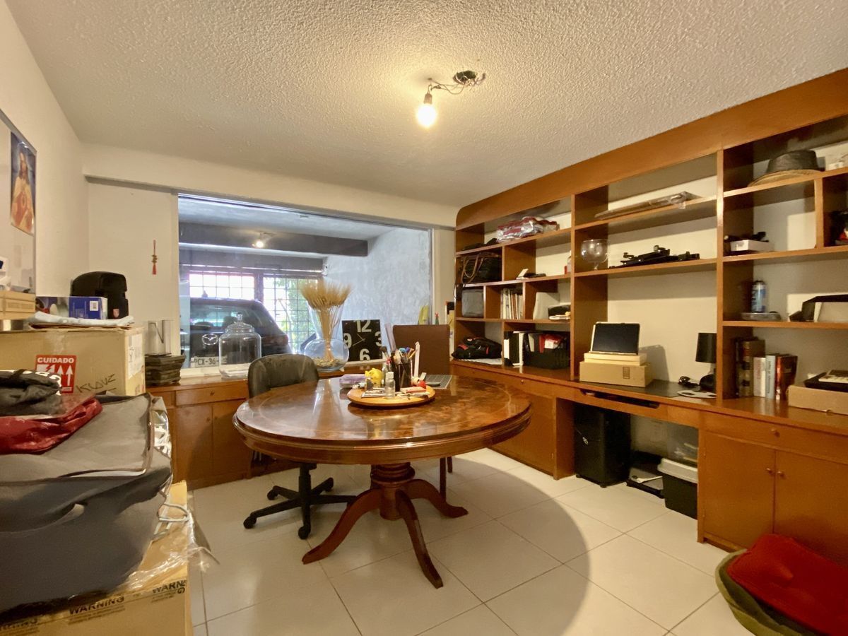 Casa en Venta en Privada de los Laureles, Lomas del Sol