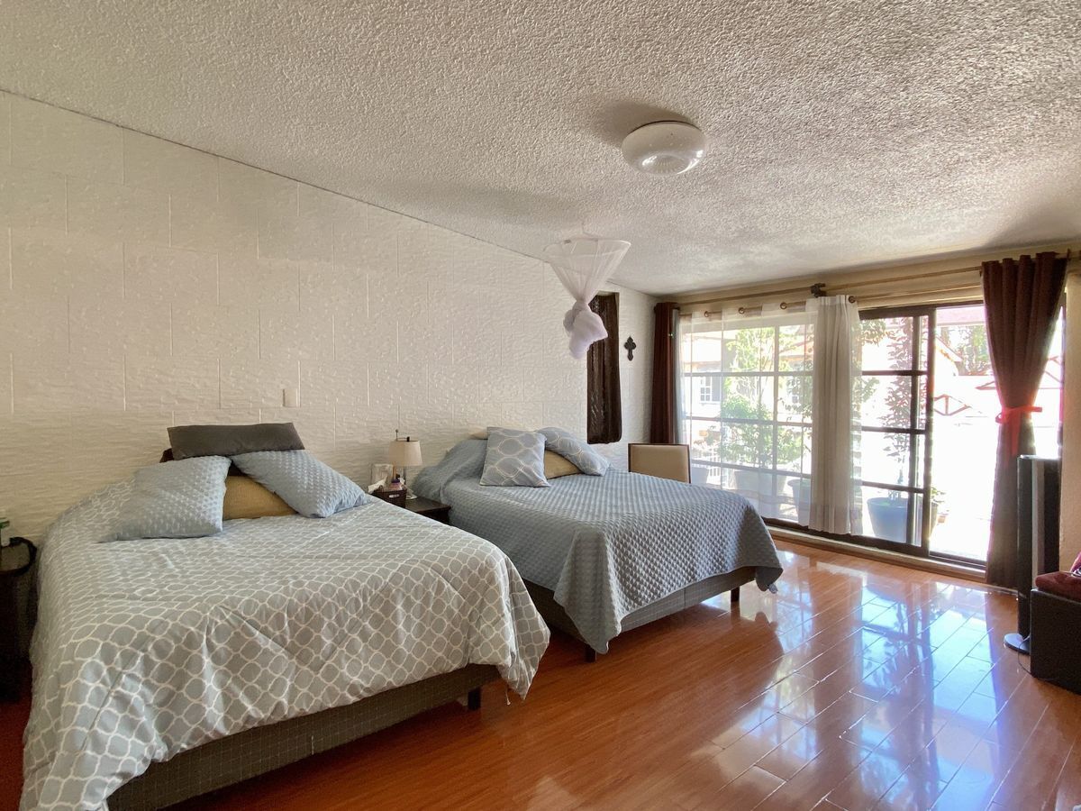 Casa en Venta en Privada de los Laureles, Lomas del Sol