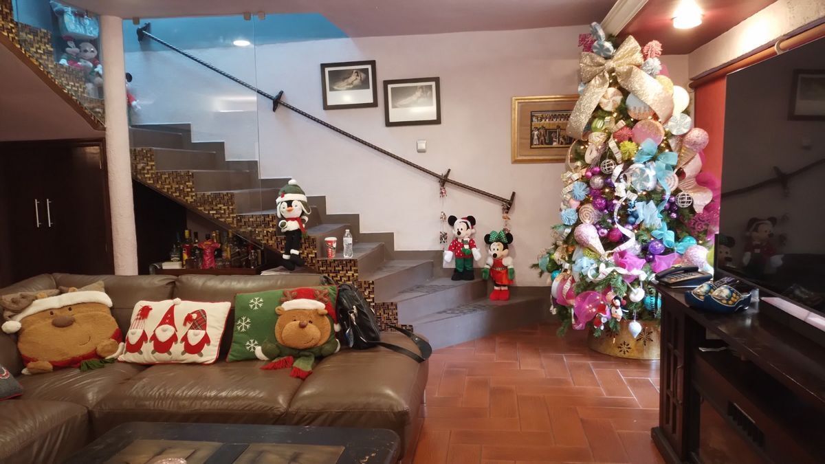 CASA EN VENTA EN PORTALES