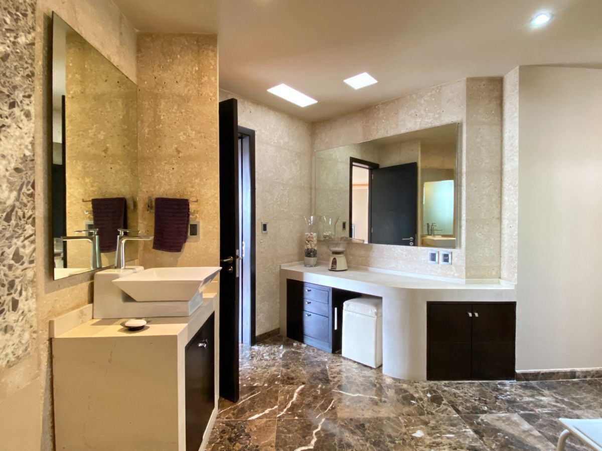 Casa en Venta en Hacienda de las Palmas