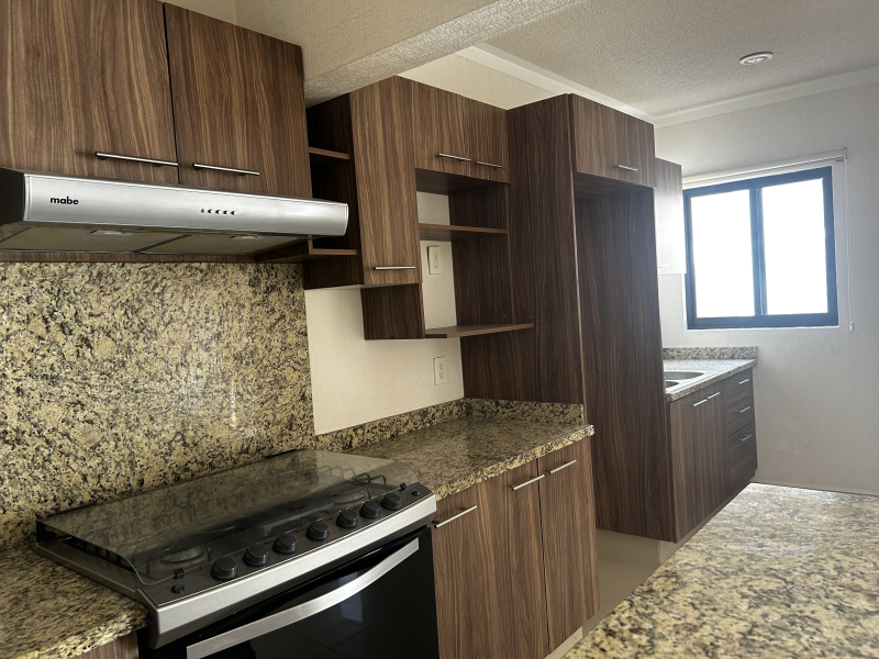 CASA AMPLIA RENTA RESIDENCIAL EL REFUGIO