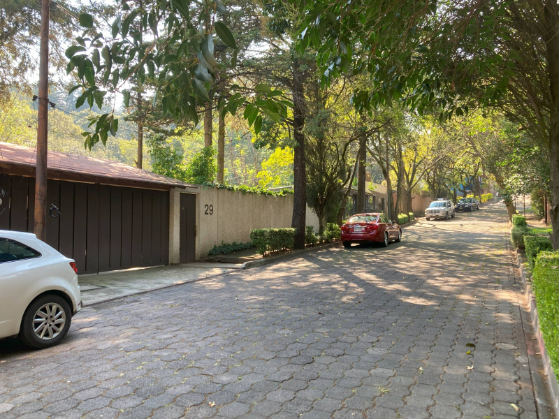 Casa en VENTA en Tarango calle cerrada a 10 minutos de Santa Fe