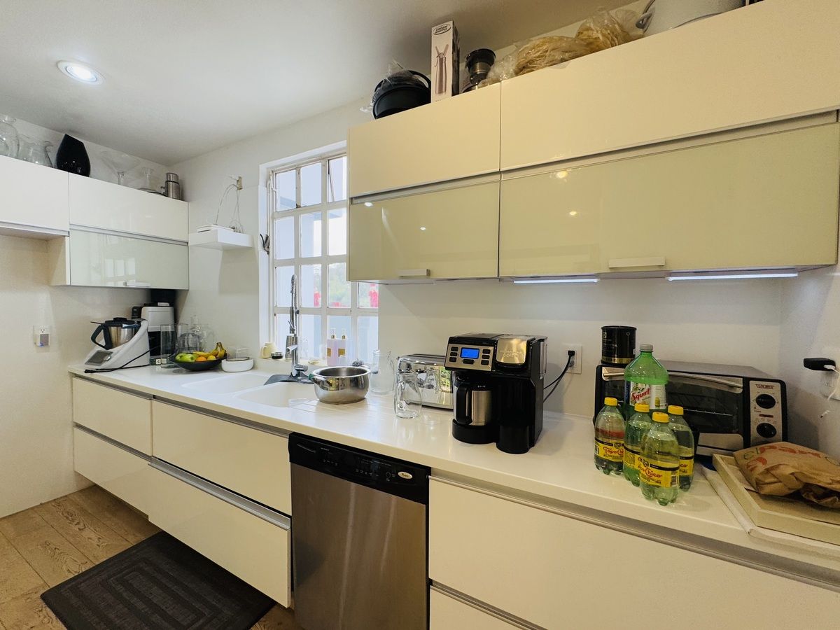 Muy buena casa en venta en la herradura en calle cerrada