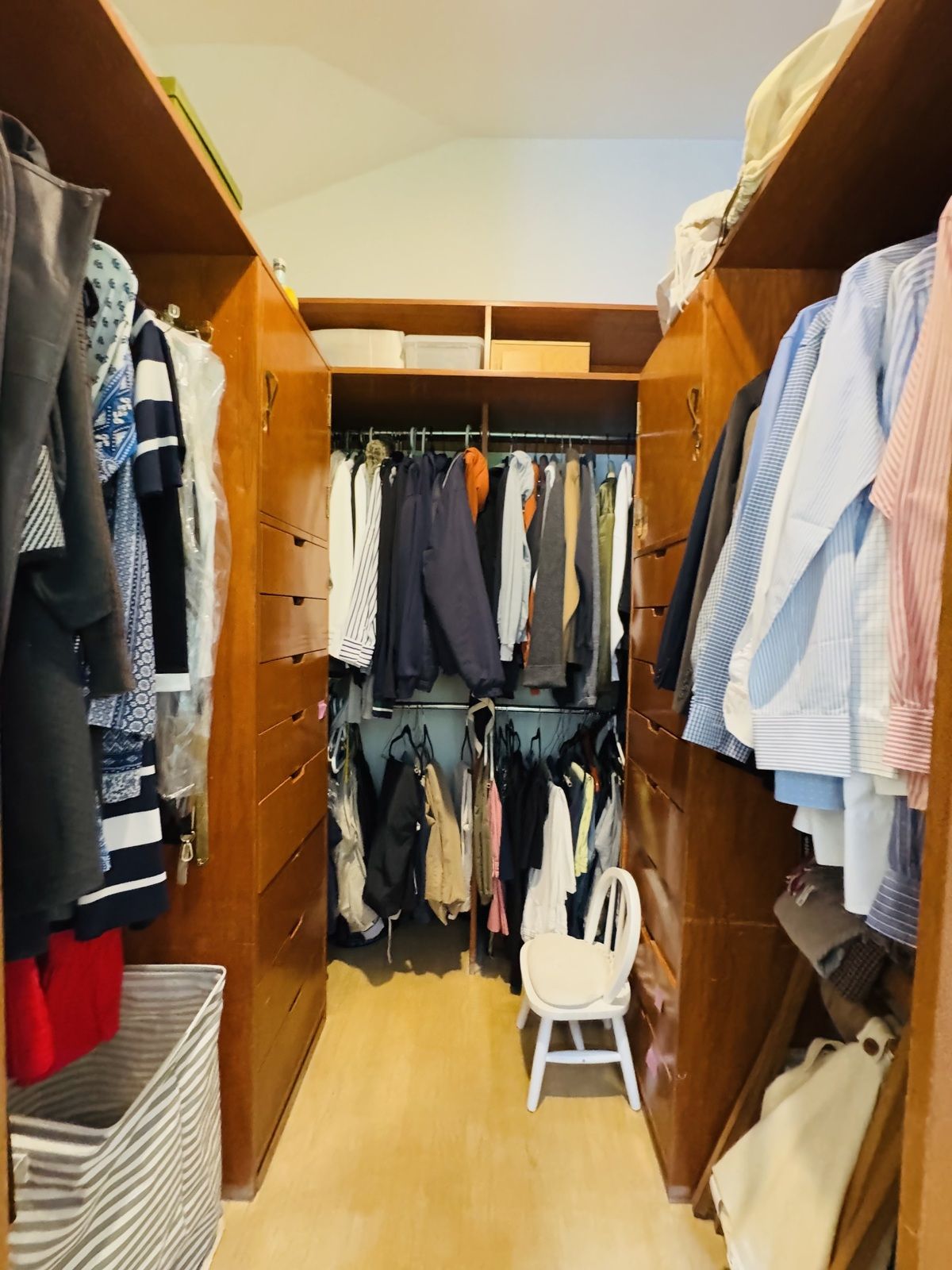 Muy buena casa en venta en la herradura en calle cerrada