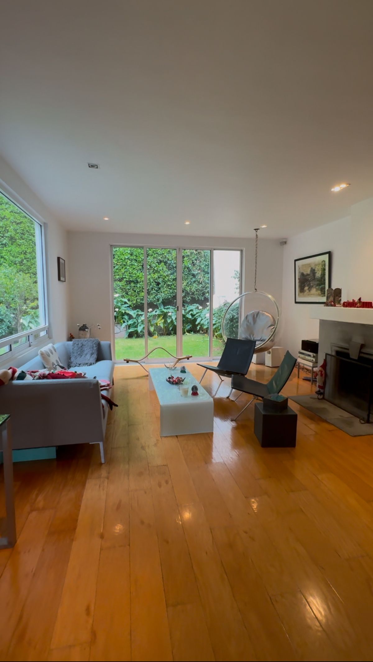 Muy buena casa en venta en la herradura en calle cerrada