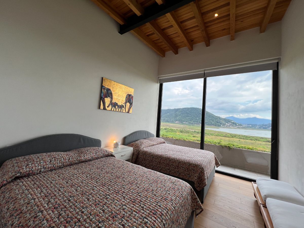 Casa Frente A La Pradera