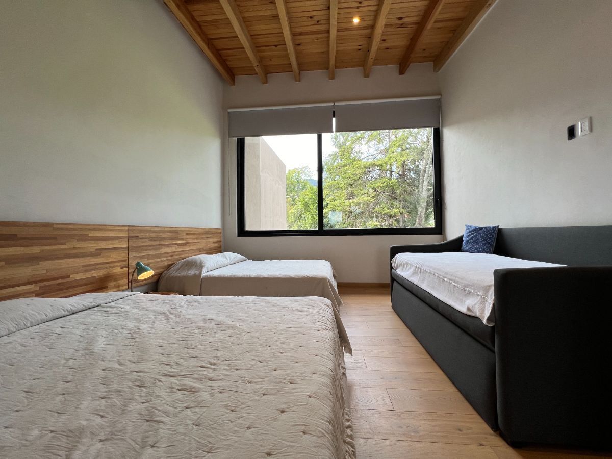 Casa Frente A La Pradera