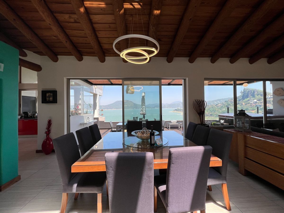 Casa la Bolita Valle de Bravo