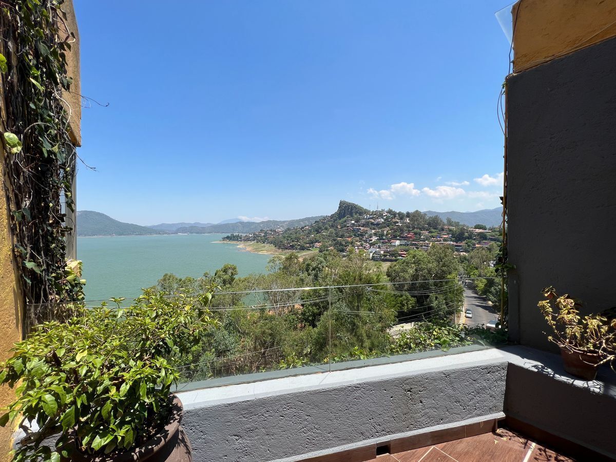 Casa la Bolita Valle de Bravo