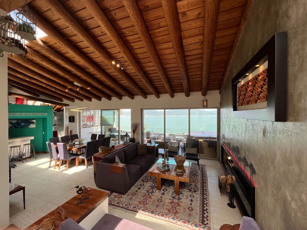 Casa la Bolita Valle de Bravo