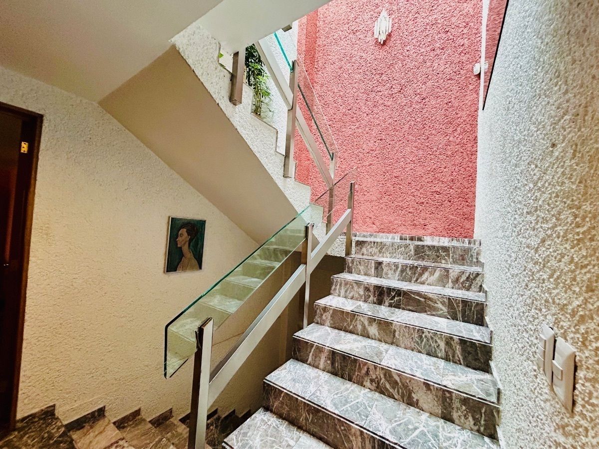 Casa en Venta en Paseo de las Lomas Santa Fe