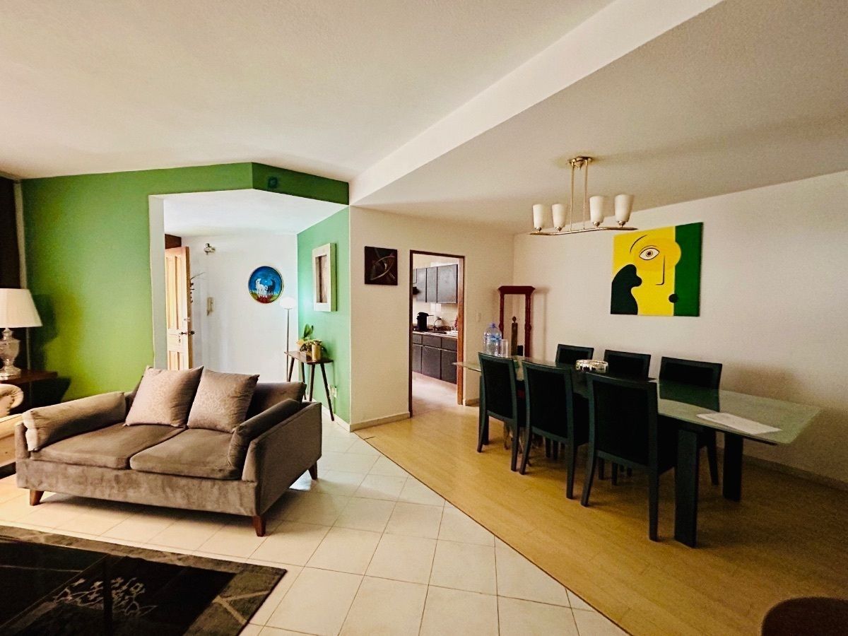 Casa en Venta en Paseo de las Lomas Santa Fe