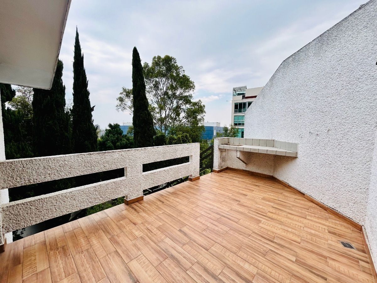 Casa en Venta en Paseo de las Lomas Santa Fe