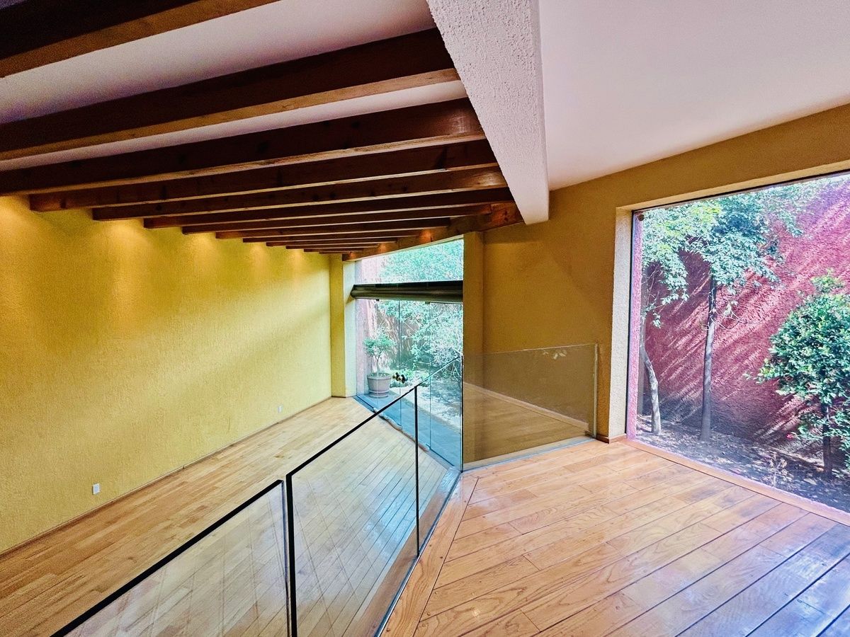 Casa Sola en Venta en Parte Baja de San Jerónimo