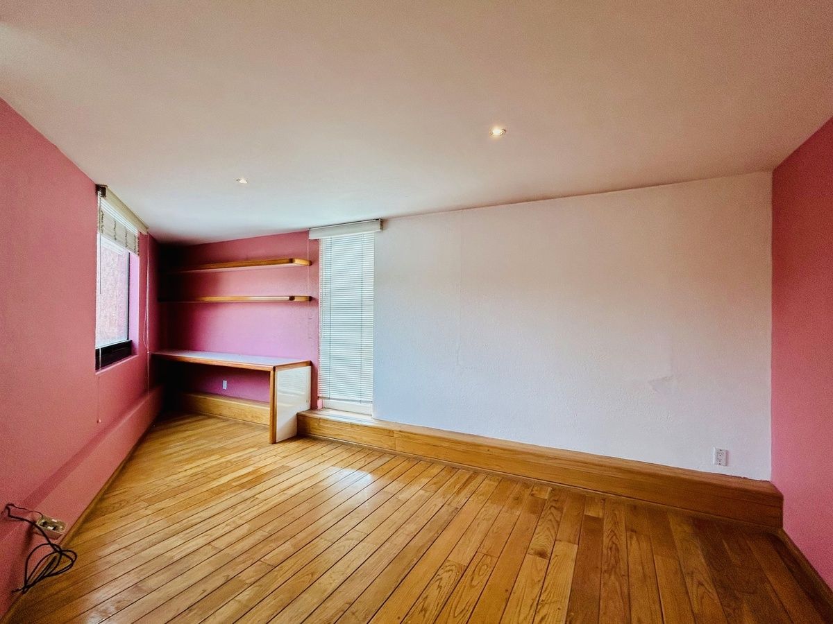 Casa Sola en Venta en Parte Baja de San Jerónimo