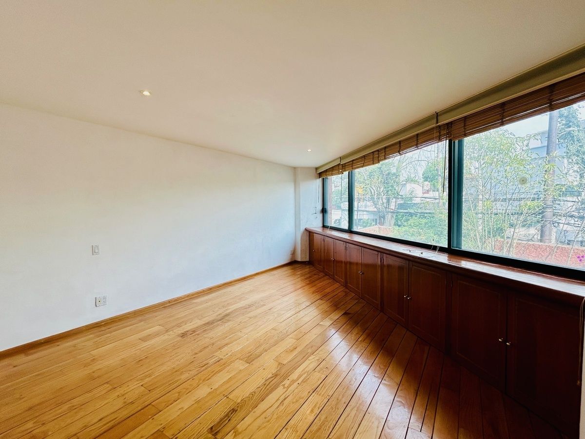 Casa Sola en Venta en Parte Baja de San Jerónimo