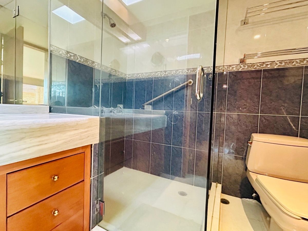 Casa Sola en Venta en Parte Baja de San Jerónimo