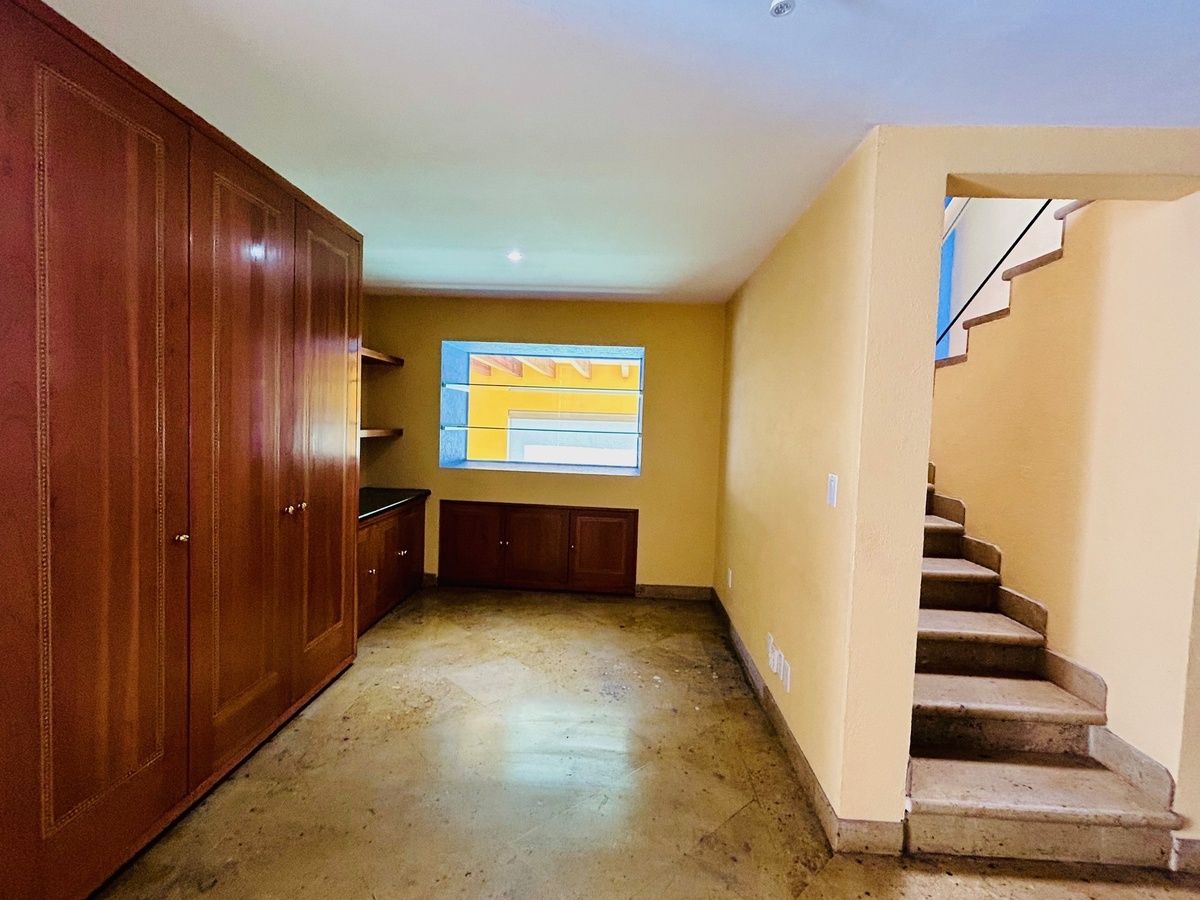 Casa Sola en Venta en Parte Baja de San Jerónimo