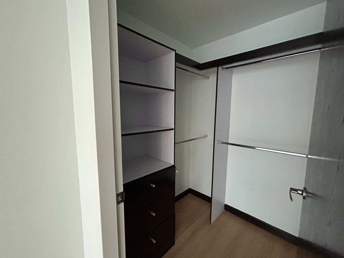 departamento en venta  con balcón en zona carso