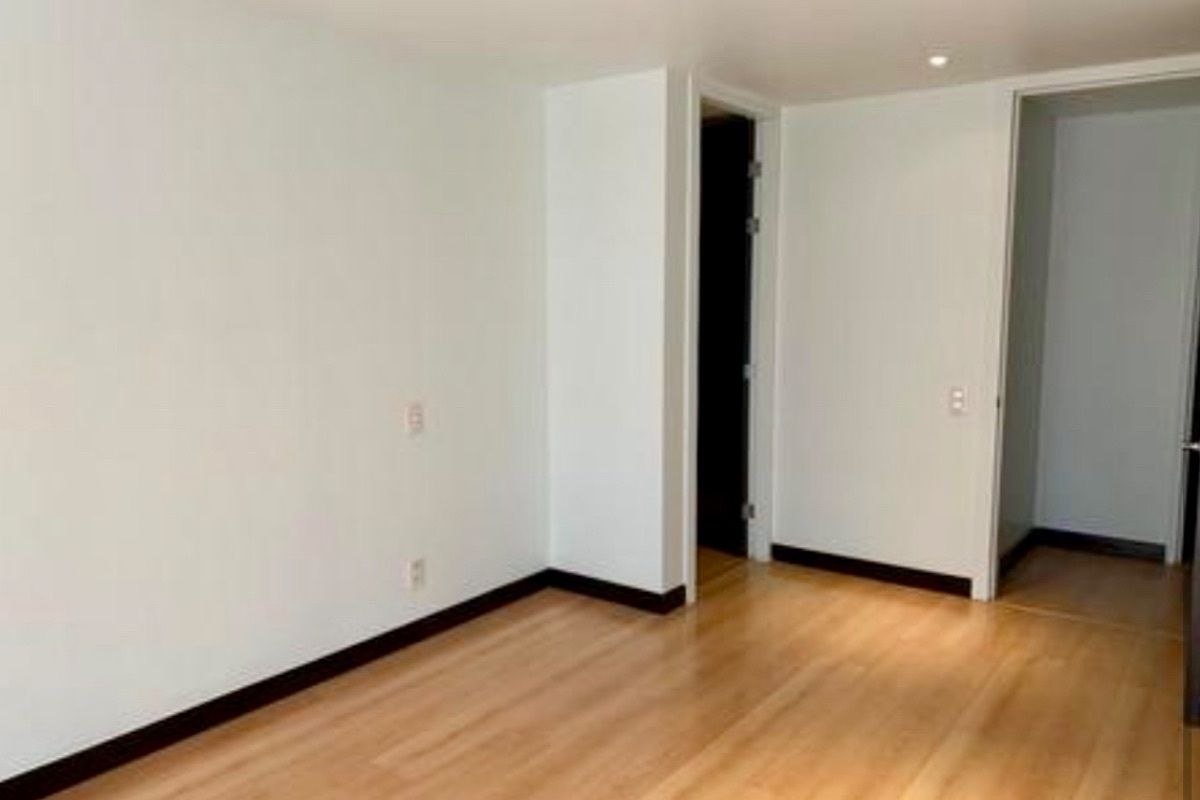 departamento en venta  con balcón en zona carso