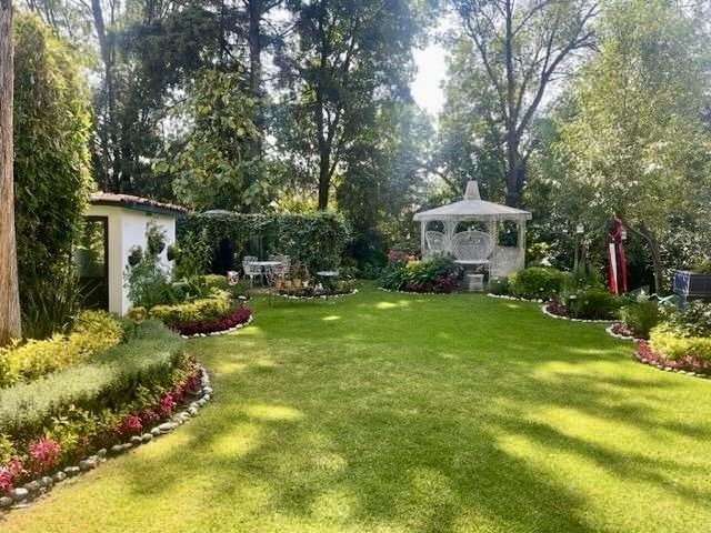 casa muy iluminada en cerrada con vigilancia en venta en parques de la herradura