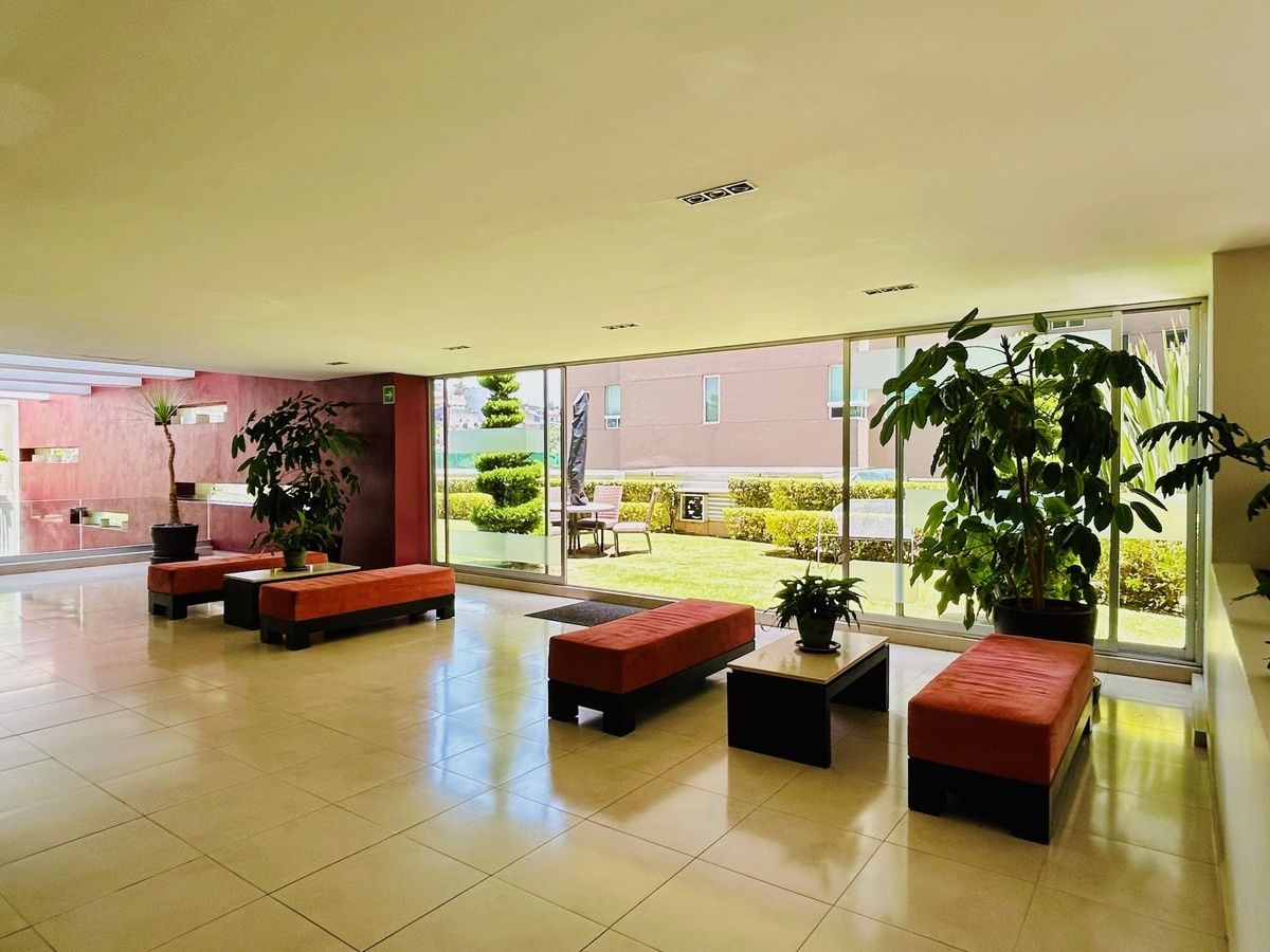 departamento en venta de 2 pisos con terraza en interlomas