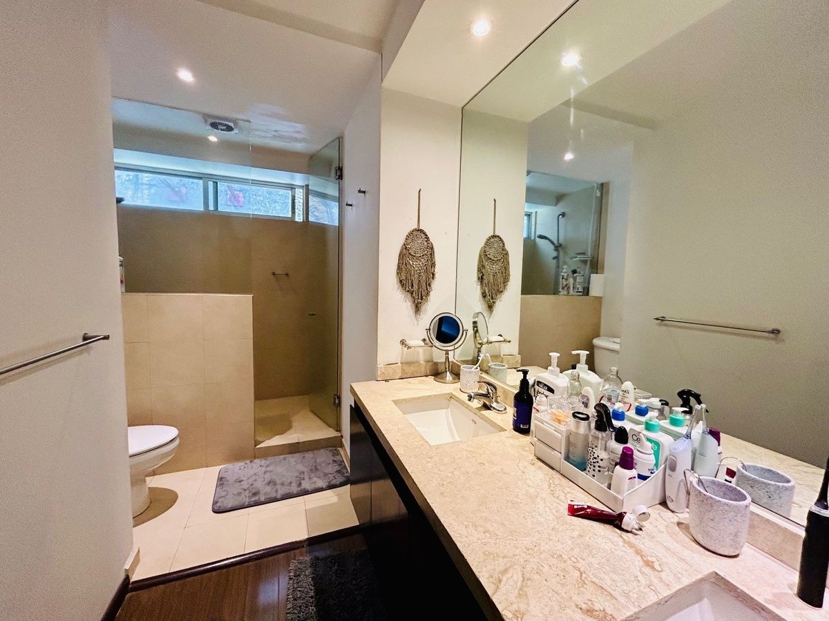 departamento en venta de 2 pisos con terraza en interlomas