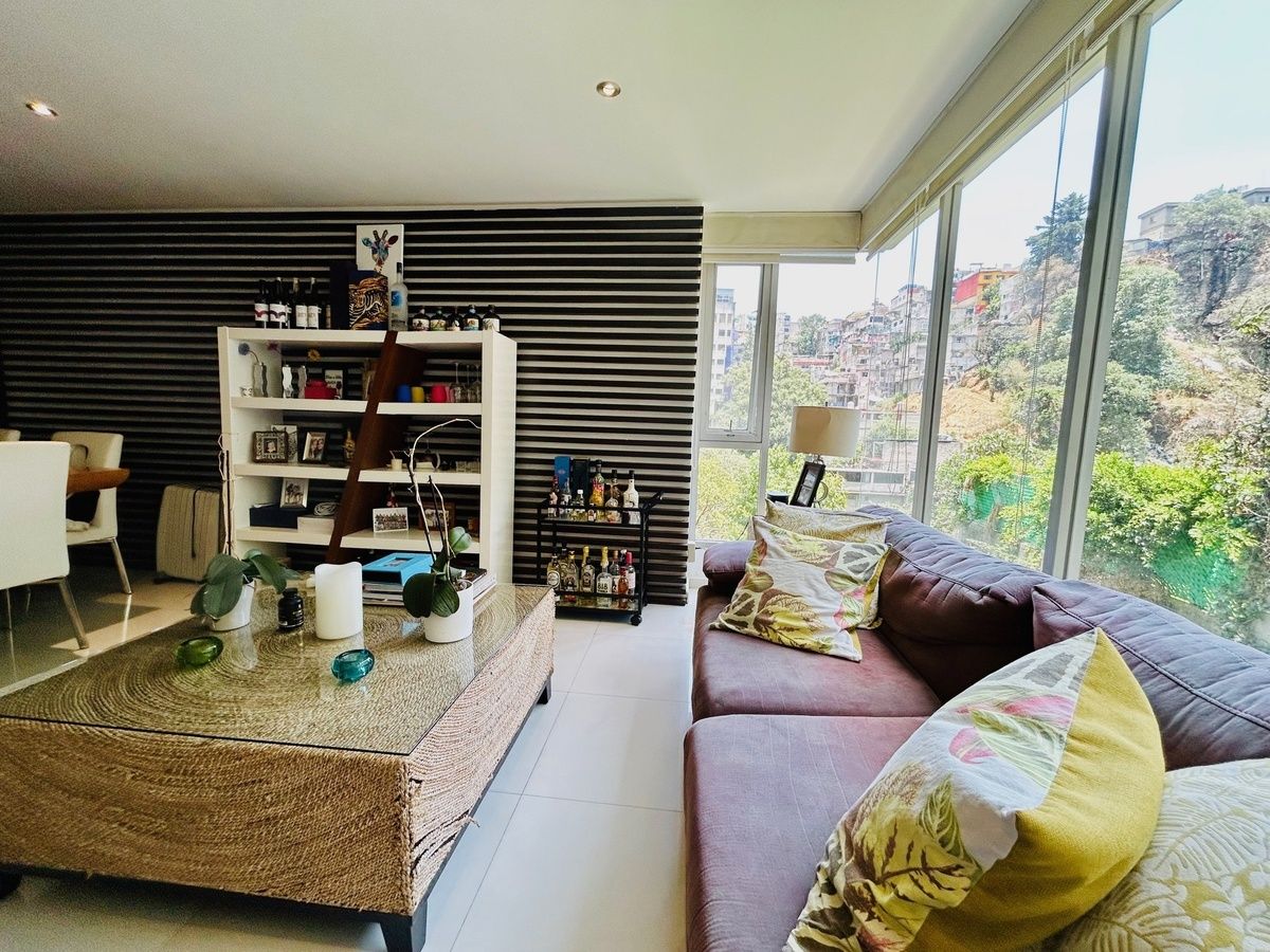 departamento en venta de 2 pisos con terraza en interlomas