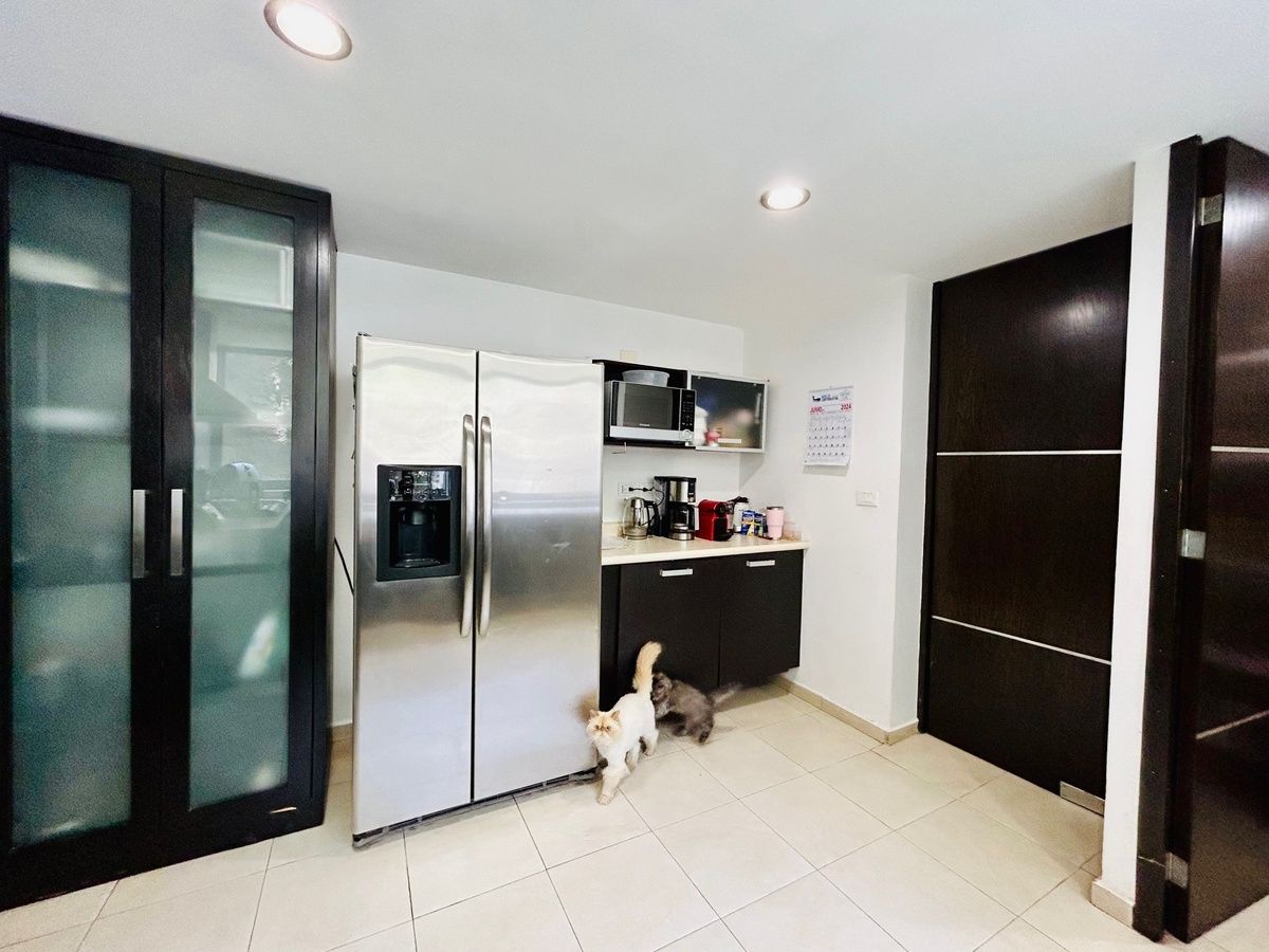 departamento en venta de 2 pisos con terraza en interlomas